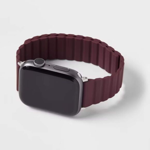 🍷 Heyday™ Magnetic Apple Watch Band (38/40/41mm) – Burgundy – NWT - Picture 3 of 3